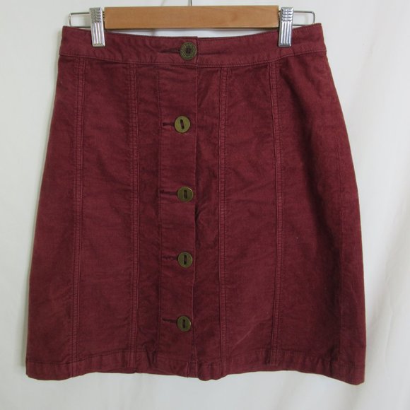 Pilcro and Letterpress Anthropologie Corduroy Skirt Burgundy Knee Size Small - Picture 4 of 13